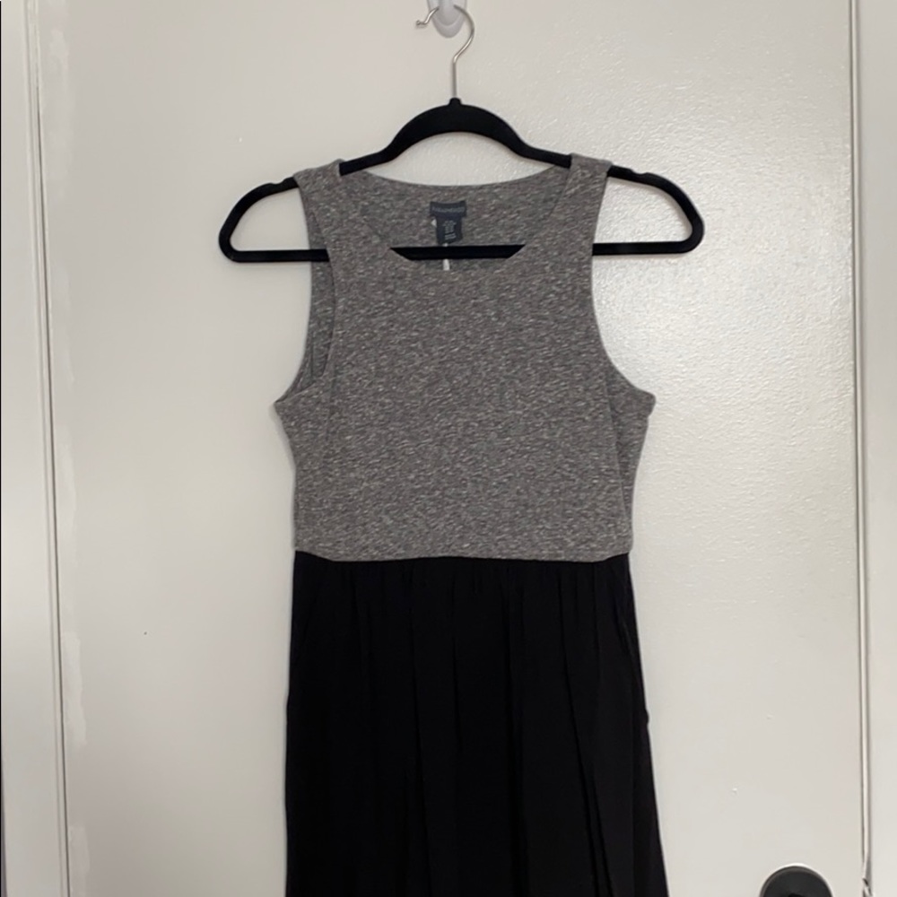 🆕NWT Paraphrase Midi Dress with pockets